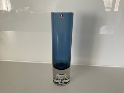 Tapio Wirkkala , Iittala : maljakko 3586 , sininen