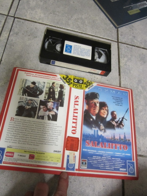 SALALIITTO - VHS ; isokoppanen , TOMYY LEE JONES , HACKMAN
