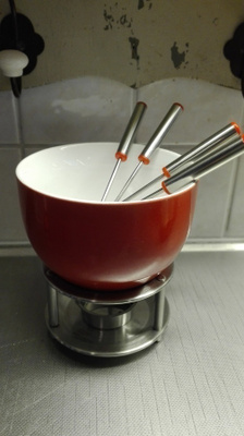 SIISTI SUKLAAFONDUE  NELJÄLLE