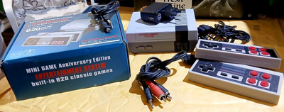 Retro Mini-pelikonsoli