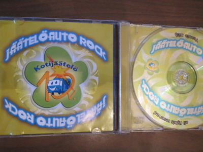 Jäätelö-auto rock CD
