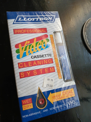VHS HEAD CLEANING KIT - HEAD HUNTER STORE.