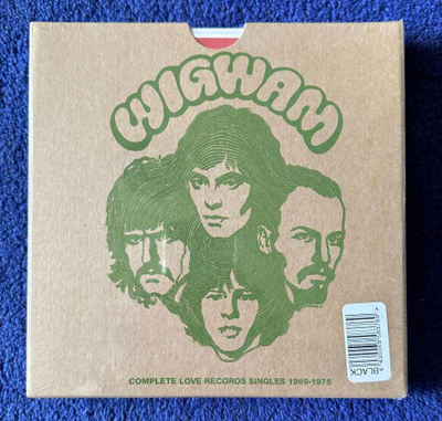 Wigwam - Complete Love Records Singles 1969-75,6 x 7” sinkut
