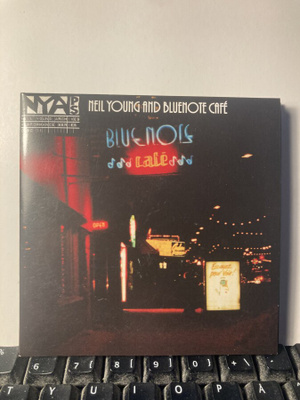 NEIL YOUNG AND BLUENOTE CAFE: Bluenote Cafe, CD x 2