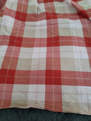 Punaruutuiset verhot 150x150cm x 2 kpl