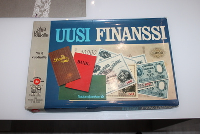 Uusi finanssi lautapeli (vanha kruunuraha kansi)