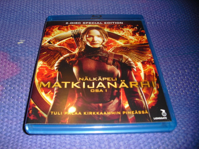 MATKIJANÄRHI, OSA 1 (Jennifer Lawrence) BD***