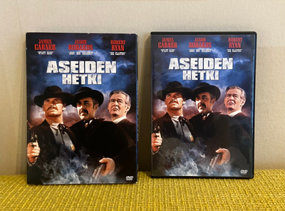 Aseiden hetki