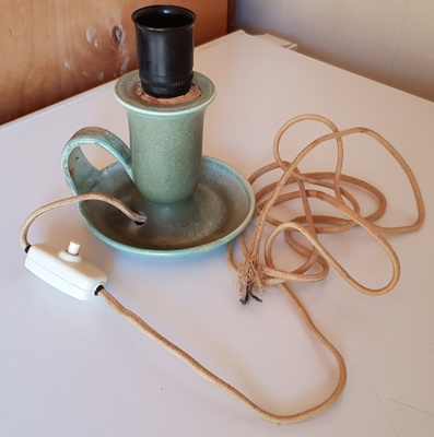 VANHA VIHERTÄVÄ SAVI PÖYTÄLAMPPU
