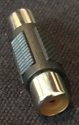 RCA naaras - RCA naaras adapteri