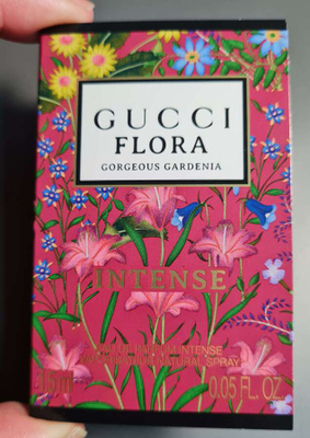 Hajuvesinäyte Gucci Flora