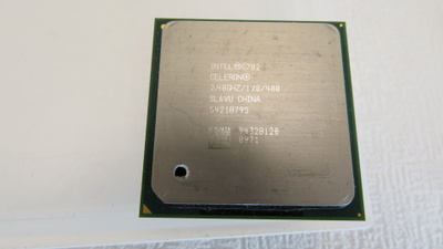 Intel Celeron 2.40 GHz (SL6VU) Socket 478 FSB400 RETRO