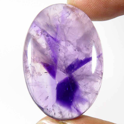Spede ametisti 42.52 ct pyörtöhionta 33 x 22 x 6 mm ovaali