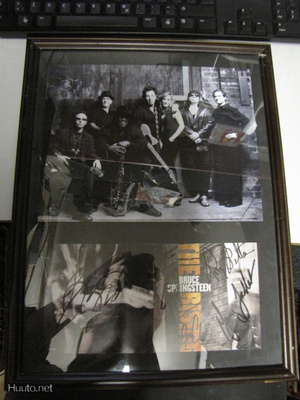 BRUCE SPRINGSTEEN RISING PROMOKUVA + CD VIHKONEN+ 5 NIMMARIA