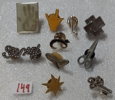Pinssi paketti nro 149 tai 150