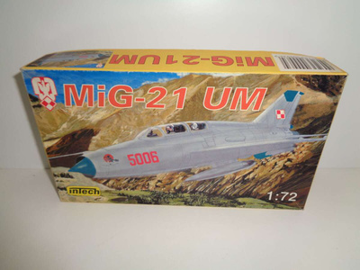 MiG-21 UM    1/72