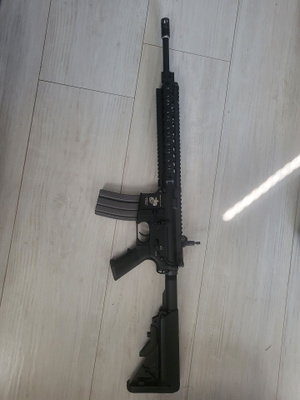 AR-15 Specna arms kuula-ase