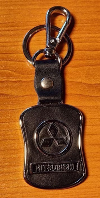 Mitsubishi avaimenperä
