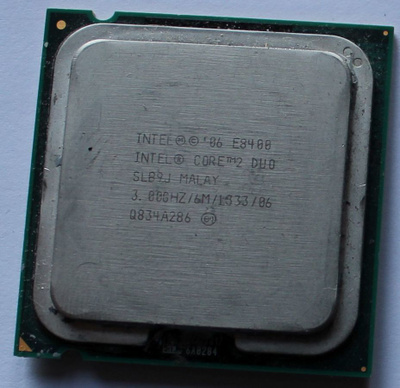 Core 2 Duo E8400 CPU 3.0 GHz 6M/1333