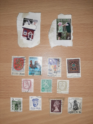 Postimerkkejä sekalainen lajitelma