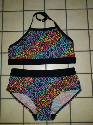 150 bikinit