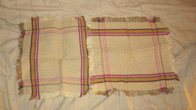 kaksi vintage tablettia 1970-luku