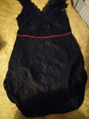 Musta yö mekko,/alusasu ( L ) pitsiä/nylon`koko M/L 42