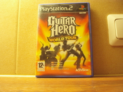 PS 2: GUITAR HERO WORLD TOUR (CIB) PAL (EI HV)