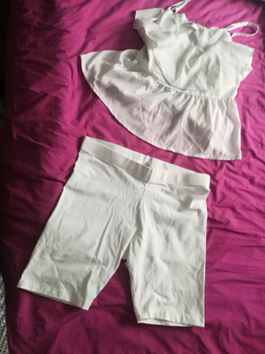 Valkoiset Paper Scissors-kellotoppi (10 )&GTshortsit (L 40 )
