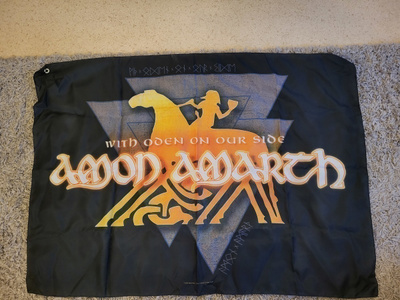 Amon Amarth seinälippu