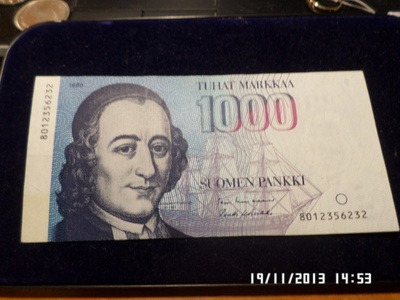 1000  mk 1986  8012356232   LEI / Koi  Taittamaton