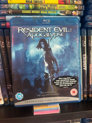 Resident evil: apocalypse (2004)