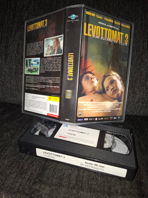 Levottomat 3