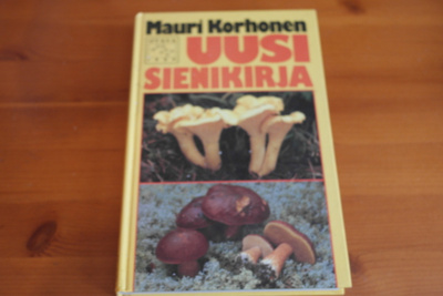 Mauri Korhonen:Uusi sienikirja.Sid.