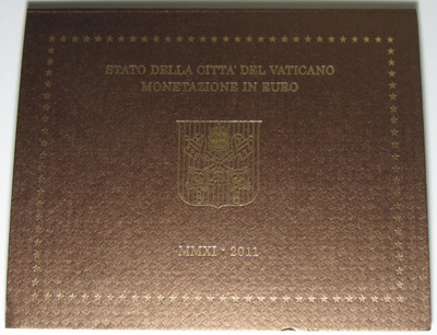 2011 VATIKAANI 1c - 2 euro kansiossa BU laatu