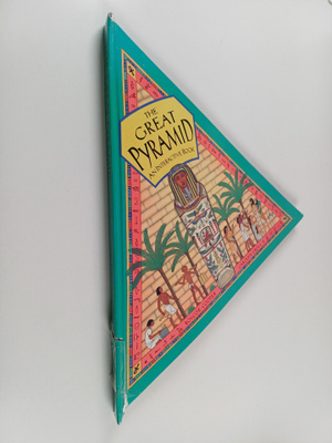 Carolyn Croll ym. : The Great Pyramid : An Interactive Book