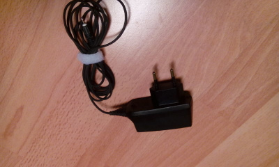 Nokia laturi AC-8E