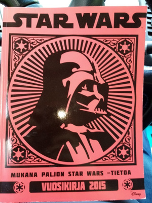 STAR WARS VUOSIKIRJA 2015 ( SIS POSTIKULU)