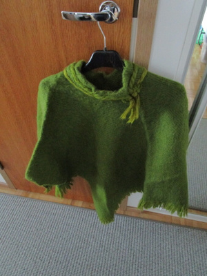 Vintage kotimainen Helena design villaponcho