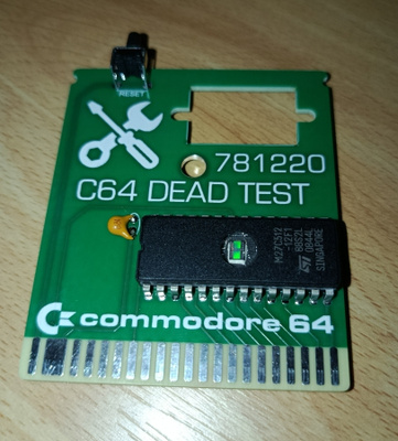 DeadTest 781220 -diagnostiikkakasetti C64/C128 ,reset nappi