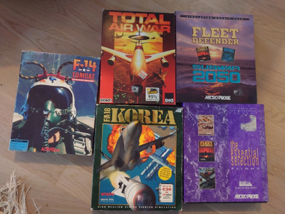 5 big boxia lentosimuja pc:lle, vanhempaa settiä seassa