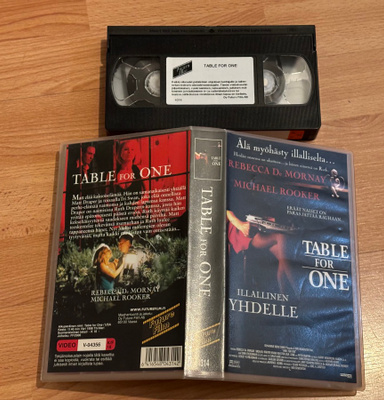 Illallinen yhdelle (Table for One) VHS Rebecca de Mornay