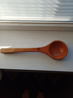 Puukauha 37cm. Lakattu.