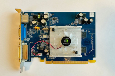 NVIDIA GeForce 8400GS 256Mb näytönohjain