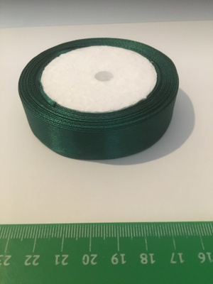 eri värejä SATIININAUHA 15 metriä 2 cm leveä