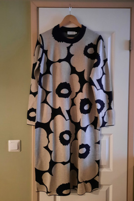 Marimekko Ennallaan Neulemekko