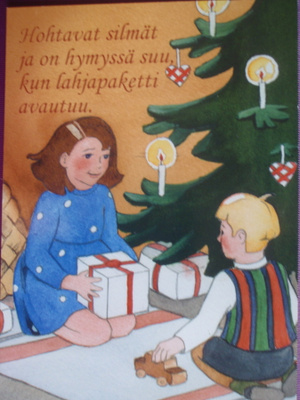 Nina Honkanen lapset avaavat joululahjoja