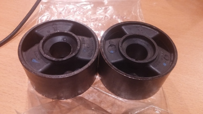 Helat 2kpl BMW tukivarren helat takimmaiset. 10553 02