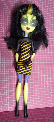 Monster high Bee