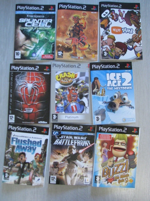 PLAYSTATION 2 - Pelien kansipapereita ja muutama manuaali